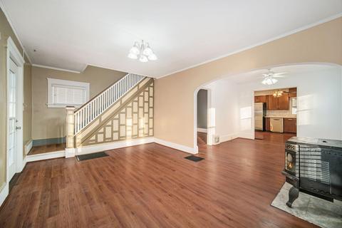224 W Clark St, Jackson, MI 49203 photo 5