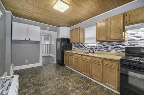 314 Seventh St, Jackson, MI 49201 photo 8