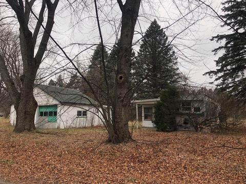 5592 E 7th St, Mears, MI 49436 photo 3
