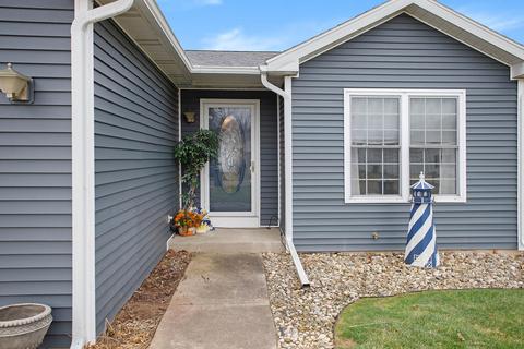 1316 Alivia Dr, Plainwell, MI 49080 photo 3