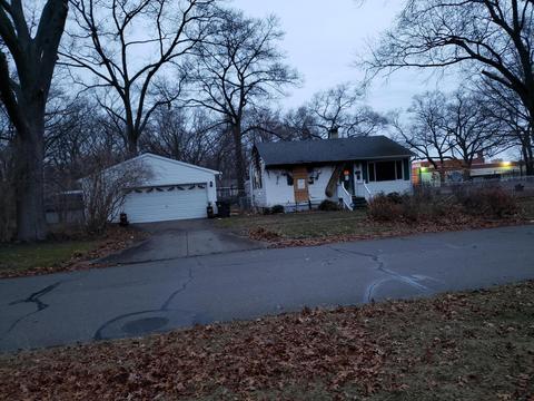 936 E Hackley Ave, Muskegon, MI 49444 photo 2