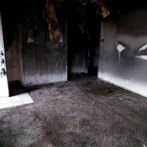 936 E Hackley Ave, Muskegon, MI 49444 photo 8