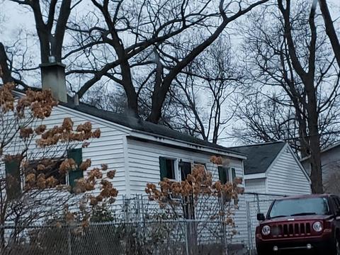 936 E Hackley Ave, Muskegon, MI 49444 photo 5