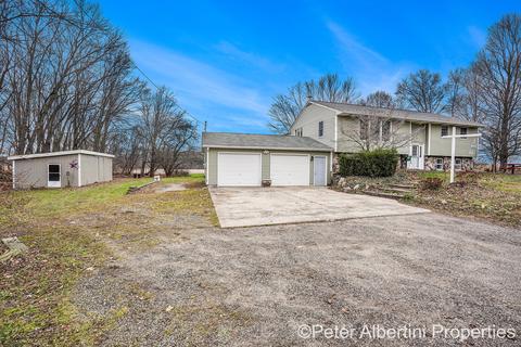 4721 Bartonville Rd, Belding, MI 48809 photo 2