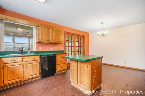 4721 Bartonville Rd, Belding, MI 48809 photo 5