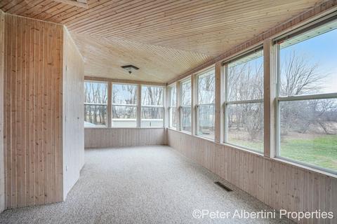 4721 Bartonville Rd, Belding, MI 48809 photo 4