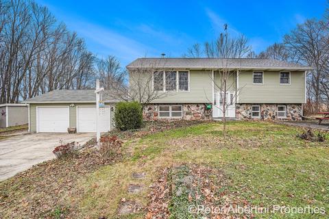4721 Bartonville Rd, Belding, MI 48809 photo 1