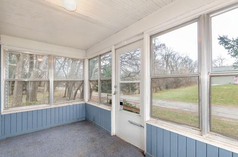 2440 Clark St, Jackson, MI 49202 photo 4