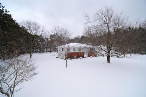 7870 Durham Rd, Whitehall, MI 49461 photo 2