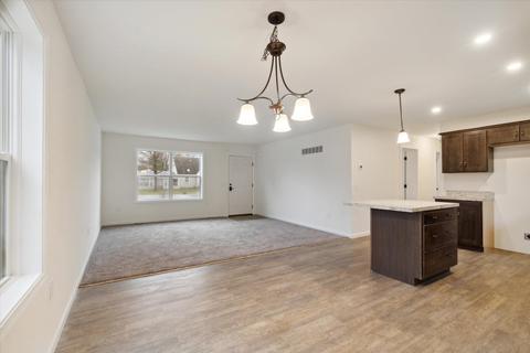 2216 W Argyle St, Jackson, MI 49202 photo 13