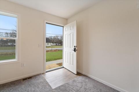 2216 W Argyle St, Jackson, MI 49202 photo 7