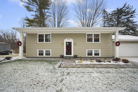 384 Richard St, Spring Arbor, MI 49283 photo 4