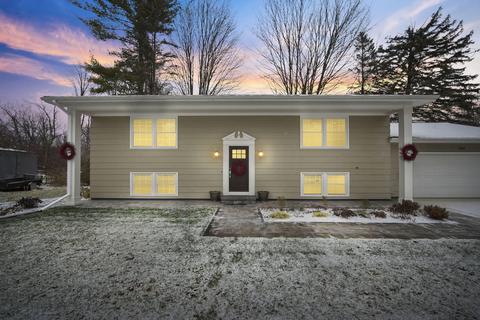 384 Richard St, Spring Arbor, MI 49283 photo 1