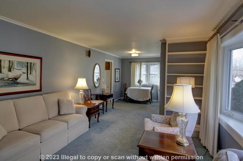 1539 Strathmoor Ln, Jackson, MI 49203 photo 4