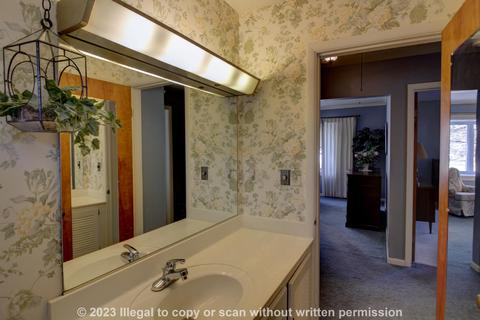 1539 Strathmoor Ln, Jackson, MI 49203 photo 23
