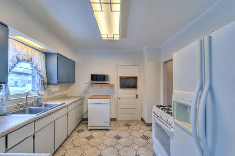 231 N Bowen St, Jackson, MI 49202 photo 12
