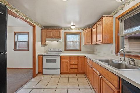 5700 Mccrum Rd, Jackson, MI 49201 photo 7