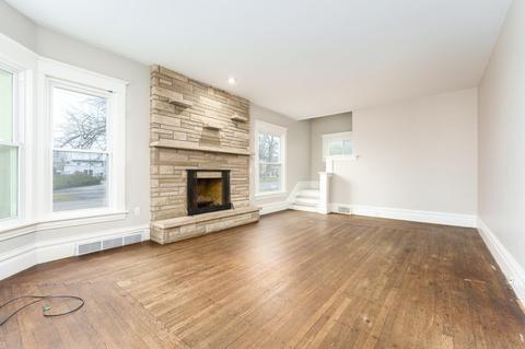 401 E Green St, Marshall, MI 49068 photo 4