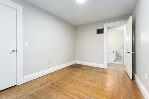 401 E Green St, Marshall, MI 49068 photo 15
