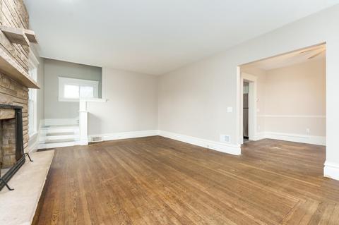 401 E Green St, Marshall, MI 49068 photo 5