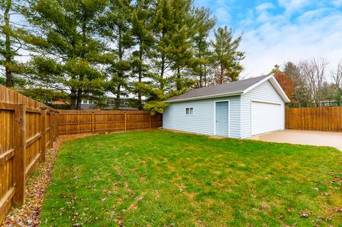 7 Cinderella Cir, Springfield, MI 49037 photo 20