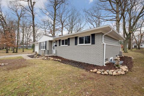 571 Christopher Rd, Jackson, MI 49203 photo 4
