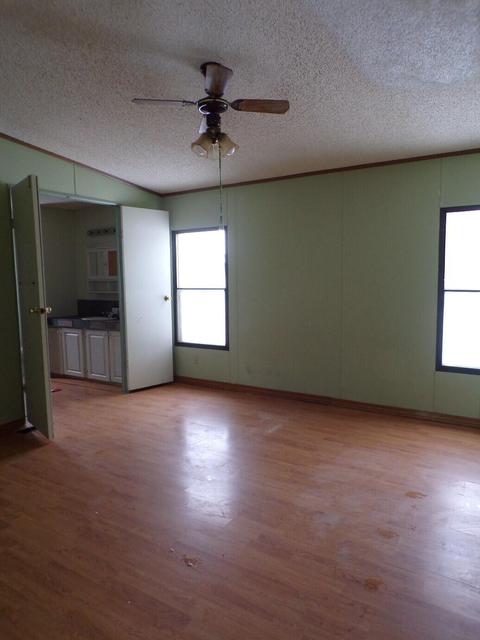 409 Steffey St, Crystal, MI 48818 photo 7