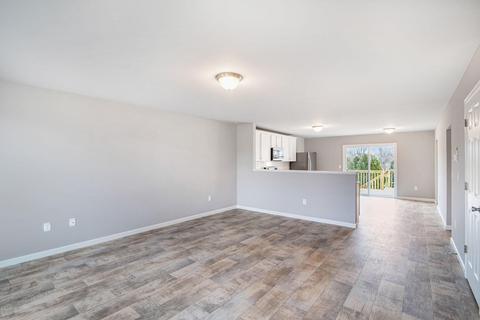 9377 Ellis Rd, Belding, MI 48809 photo 5