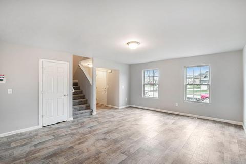 9377 Ellis Rd, Belding, MI 48809 photo 4