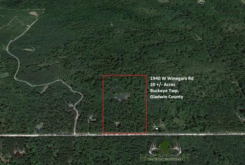 1940 W Winegars Rd, Gladwin, MI 48624 photo 1