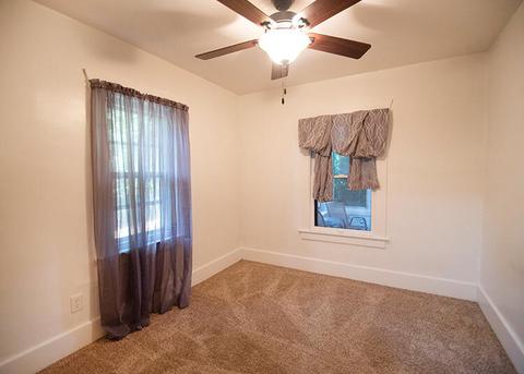 710 Orange St, Jackson, MI 49202 photo 5