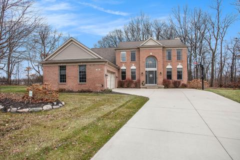 390 Oakwright Ct NE, Ada, MI 49301 photo 2