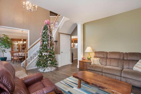 390 Oakwright Ct NE, Ada, MI 49301 photo 5