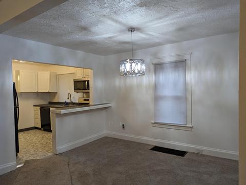 121 E Addison St, Jackson, MI 49203 photo 7