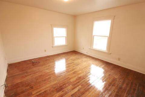952 Chittock Ave, Jackson, MI 49203 photo 20