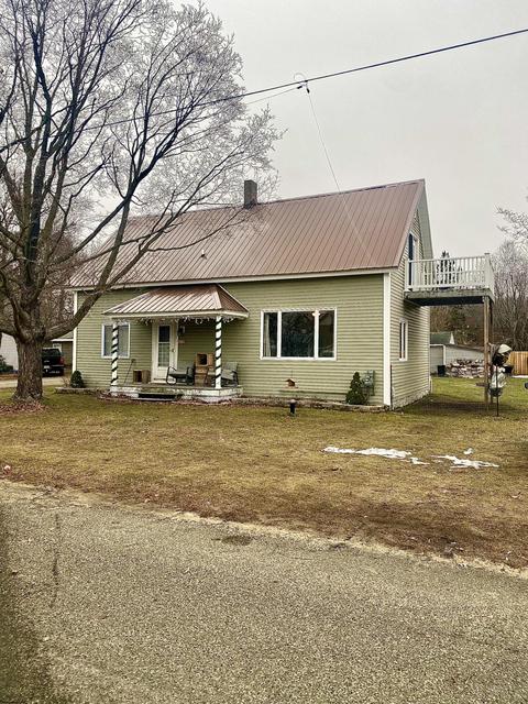 15 Bridge St, Manistee, MI 49660