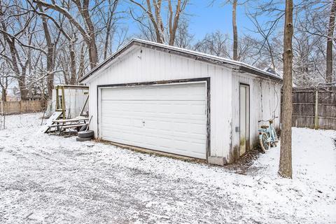 402 Gladys St, Plainwell, MI 49080 photo 7