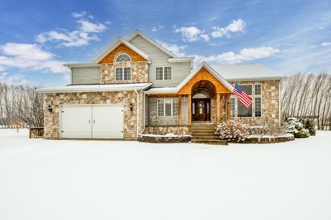 9720 Holden Rd, Baroda, MI 49101