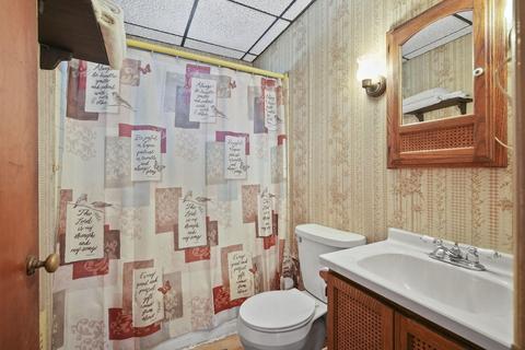 2113 Schelling Dr, Jackson, MI 49203 photo 17