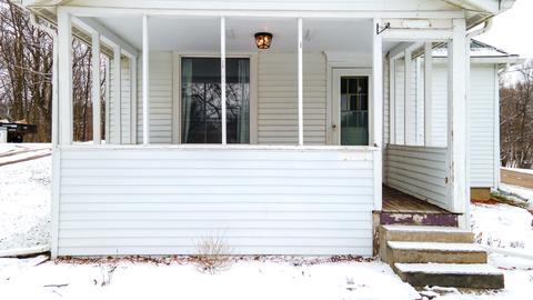 910 Verona Rd, Marshall, MI 49068 photo 3