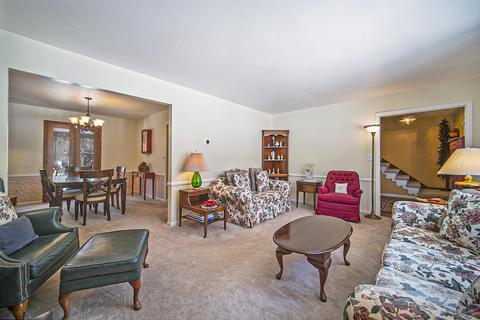 5315 Squires Manor Rd, Jackson, MI 49201 photo 15