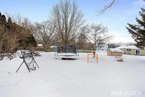 481 Adapointe Ct SE, Ada, MI 49301 photo 17