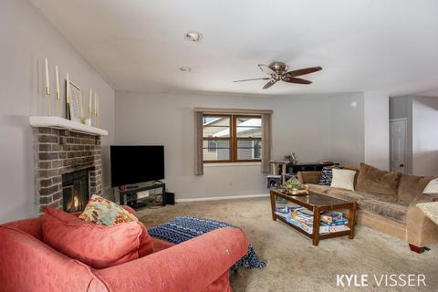 481 Adapointe Ct SE, Ada, MI 49301 photo 7