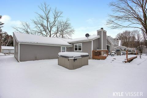 481 Adapointe Ct SE, Ada, MI 49301 photo 18