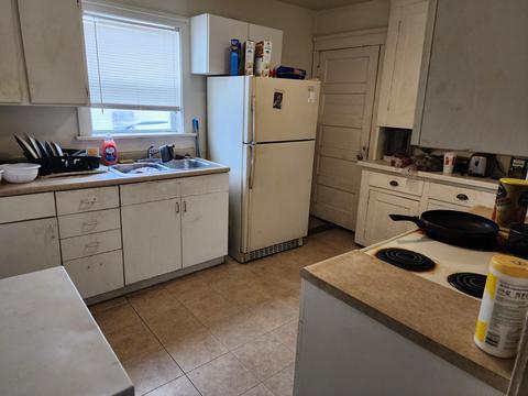 321 E Robinson St, Jackson, MI 49203 photo 5