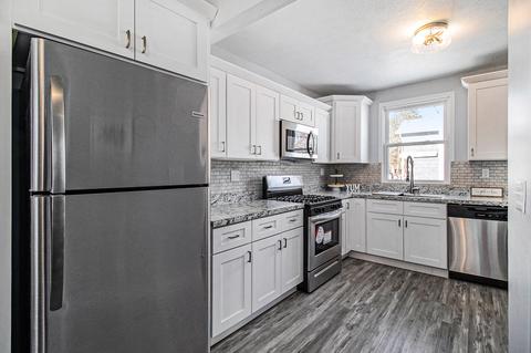 616 N State St, Jackson, MI 49202 photo 5