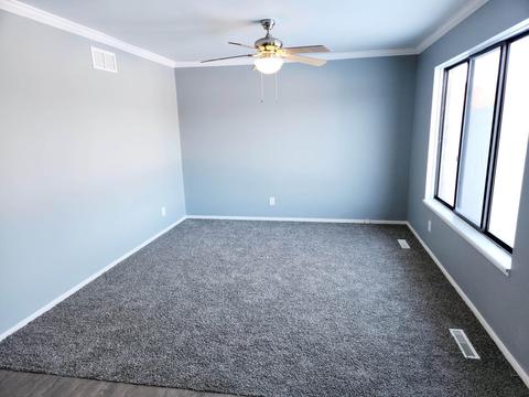4641 Westbrook Dr, Jackson, MI 49201 photo 2