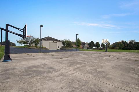 3828 48th St, Hamilton, MI 49419 photo 7