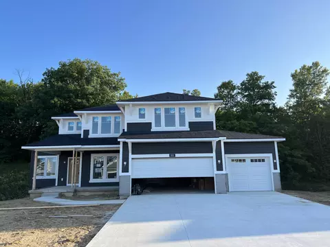 899 Waters Bluff Dr, Byron Center, MI 49315