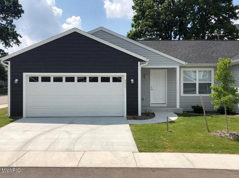 7297 Glendora Ln, Kalamazoo, MI 49009